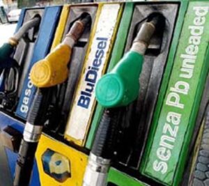 Dal 2021 niente più imposta regionale sulla benzina