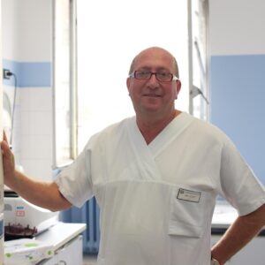 Nuovo apparecchio per tamponi al Laboratorio di Microbiologia