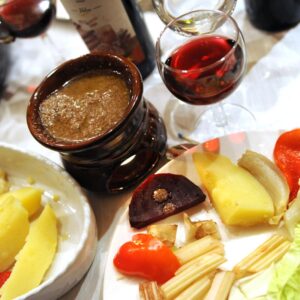 Arriva la ‘Bagnarvauta’: un week end al gusto di bagna cauda