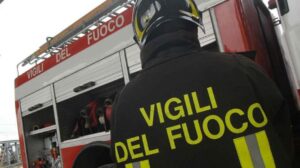 Crollo: controlli dei vigili del fuoco,  allarme rientrato