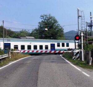 Bloccano la Acqui – Genova: tre denunciati