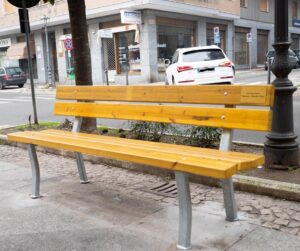 Una panchina in memoria del senatore Piola