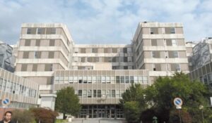 “Al Galliano due piani vuoti: perché non darli ai giovani medici?”