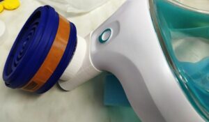Maschere da sub, respiratori e caschi anti-Covid