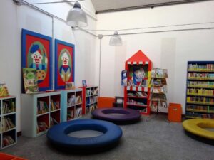 Riapre la biblioteca, ma con rigide limitazioni