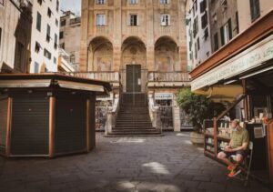 “Passaggi umani” negli scatti di Bellè
