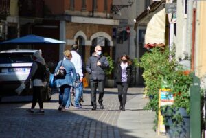In provincia altri 165 contagi e 1 decesso. Oggi oltre 2mila positivi in Piemonte