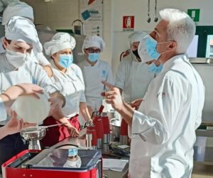 Chef Danilo Angè all’Alberghiero: lezioni di cucina innovativa