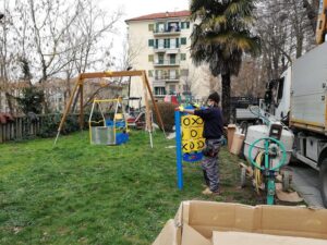 In Corso Bagni nuove giostre inclusive per i più piccoli