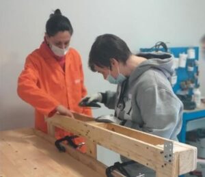 Artigiani “diversi da chi?”: in via Nizza il laboratorio della socialità
