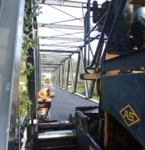 Finalmente l’asfalto sul ponte sull’Erro