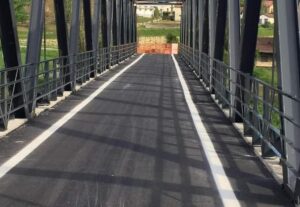 Giovedì il collaudo del ponte sull’Erro