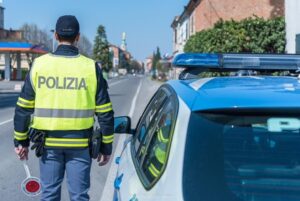 False generalità al posto di blocco: arrestato