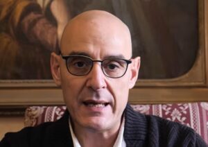Lucchini: “Ritardi al centro vaccinale dovuti a problemi di linea”