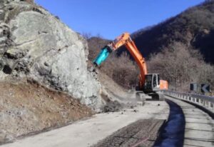 Lavori sulla Statale 334: 14 aree a rischio di caduta massi