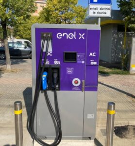 L’elettrico anche a Cassine: inaugurata nuova stazione di ricarica