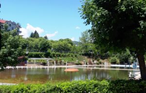 L’attacco di Act: “Perché sulla piscina Rapetti fa silenzio?”