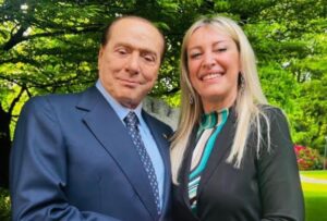 La Roso ad Arcore da Berlusconi: “Lui è al nostro fianco”