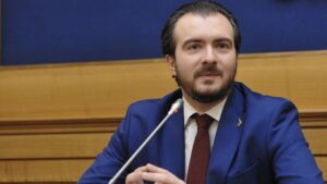 Molinari: “Case green, la Lega contro una follia europea”
