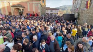 Il Polentonissimo riempie il paese: migliaia di persone a Monastero