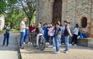 La sicurezza in bici spiegata agli alunni delle medie di Bistagno