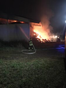 Castelnuovo Bormida, nella notte cascina a fuoco