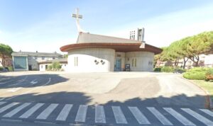 Il piazzale del ‘Redentore’ intitolato a monsignor Maritano