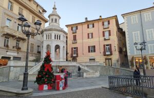 Un premio alla vetrina natalizia più bella: ecco come partecipare