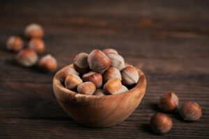 Nocciole, annata record negativa per la Tonda Gentile: il bilancio 2025 tra clima e prezzi