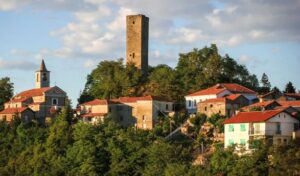Castelletto d’Erro, in corsa Dapino e Galeazzo: chi dopo Levo?