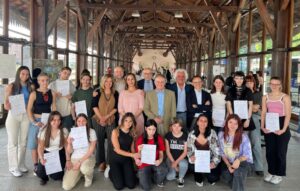 Gli studenti dell’Artistico premiati per la mostra sulla pace
