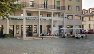 Da piazza Matteotti a Place du Tertre, per un sabato “bohémien”