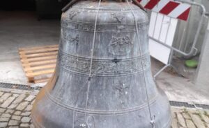 La campana di Sant’Anna in pensione dopo 145 anni di servizio