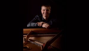 Il giovane pianista Guido Coppin alla Sala Santa Maria
