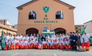 Croce Bianca di Acqui: taglio del nastro per la nuova ambulanza
