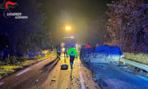 Scontro tra due auto sulla S.S. 30 a Cassine: due feriti