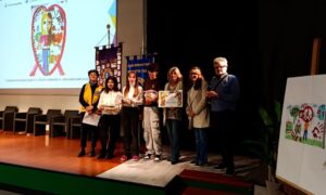 Un poster per la pace: i Lions premiano i disegni più belli