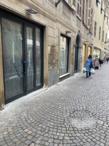 Novi: ha chiuso la libreria Mondadori