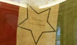Aspettando il 25 aprile “Sventola ancora: le bandiere della storia”