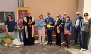 A Visone la panchina arancione per prevenire la violenza di genere