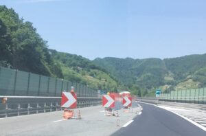 A26, da luglio tre corsie in ambo i sensi fino alla A10